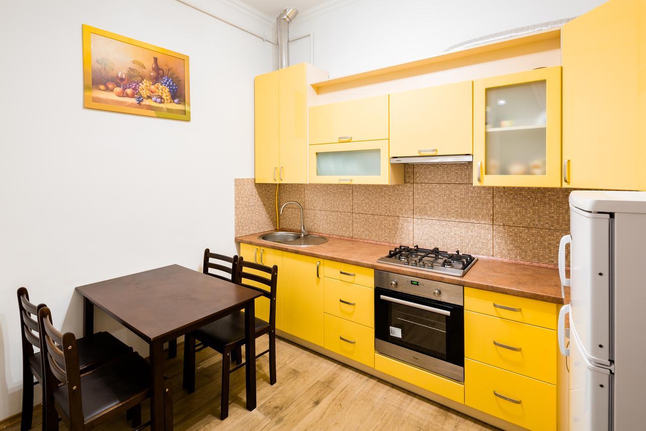 Bright And Cozy Apart With Balcony Leopoli Esterno foto